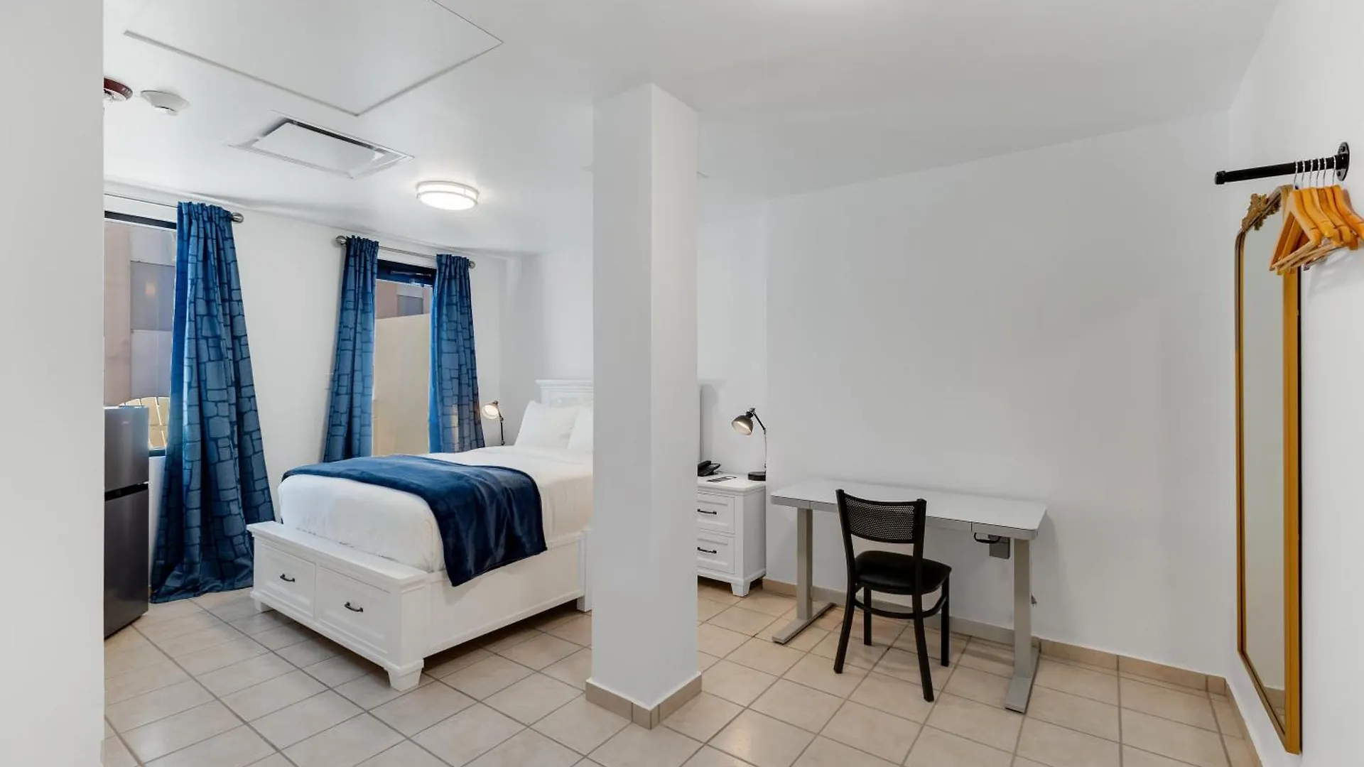 Armas Hotel San Juan