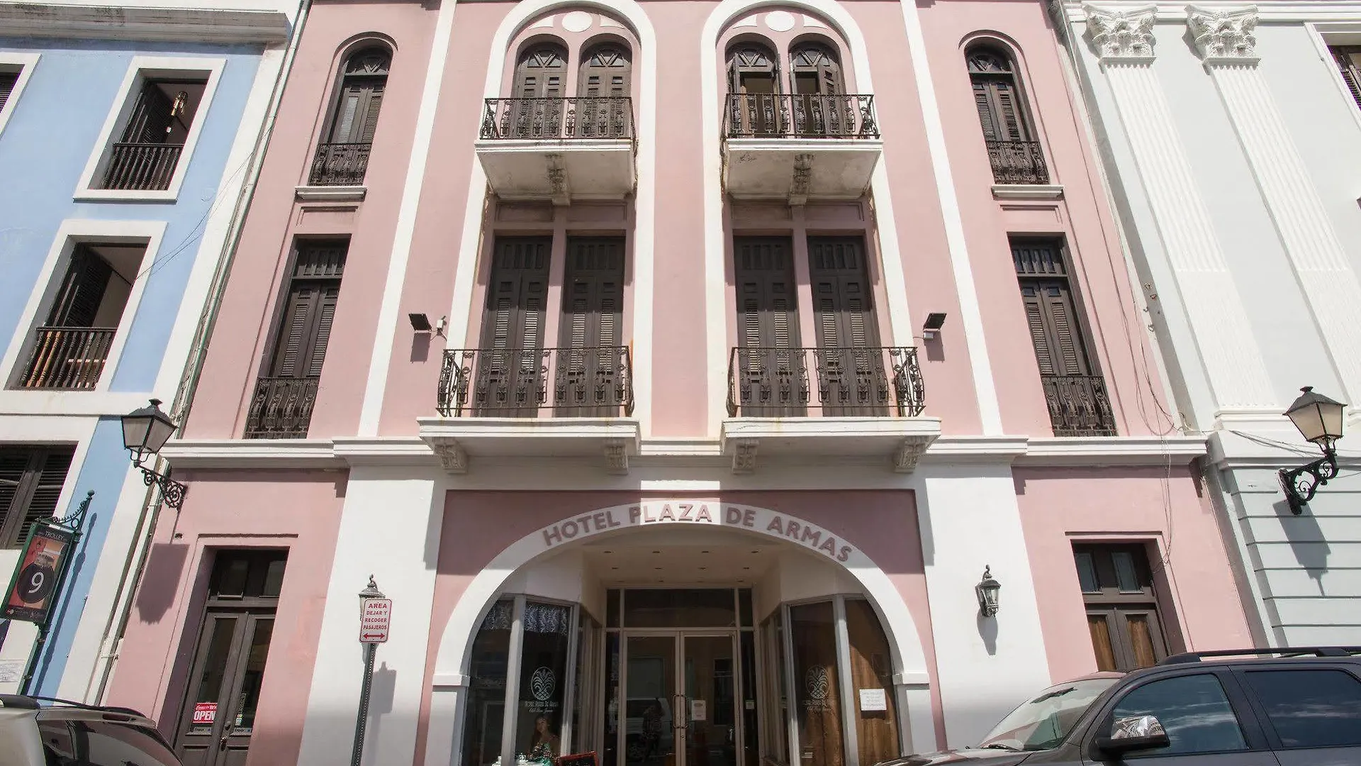 Armas Hotel San Juan