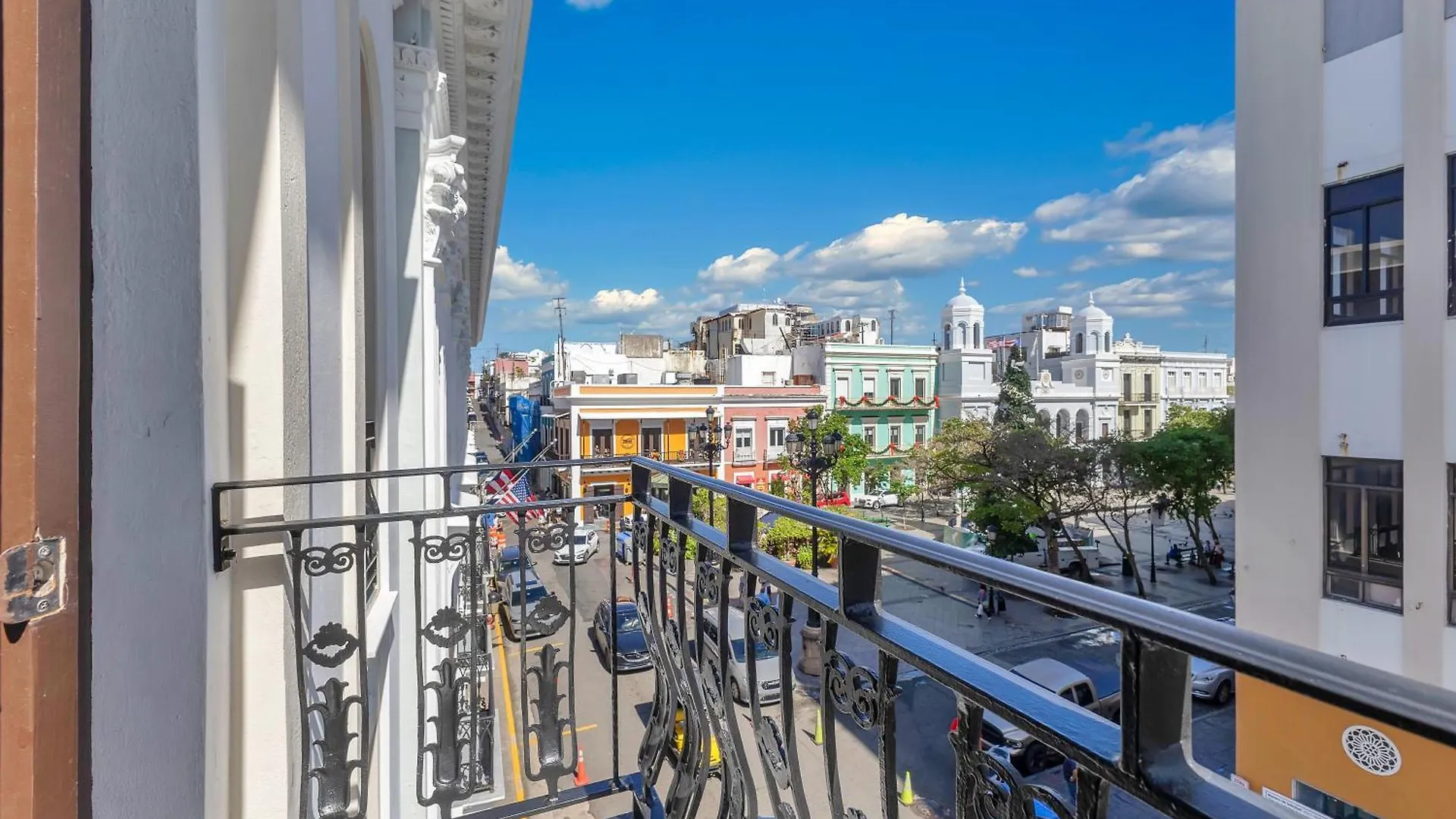 Armas Hotel San Juan